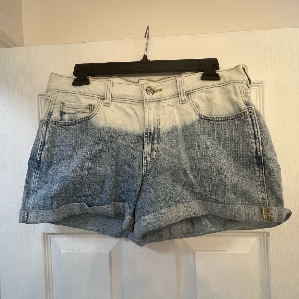 Old navy boyfriend Jean shorts